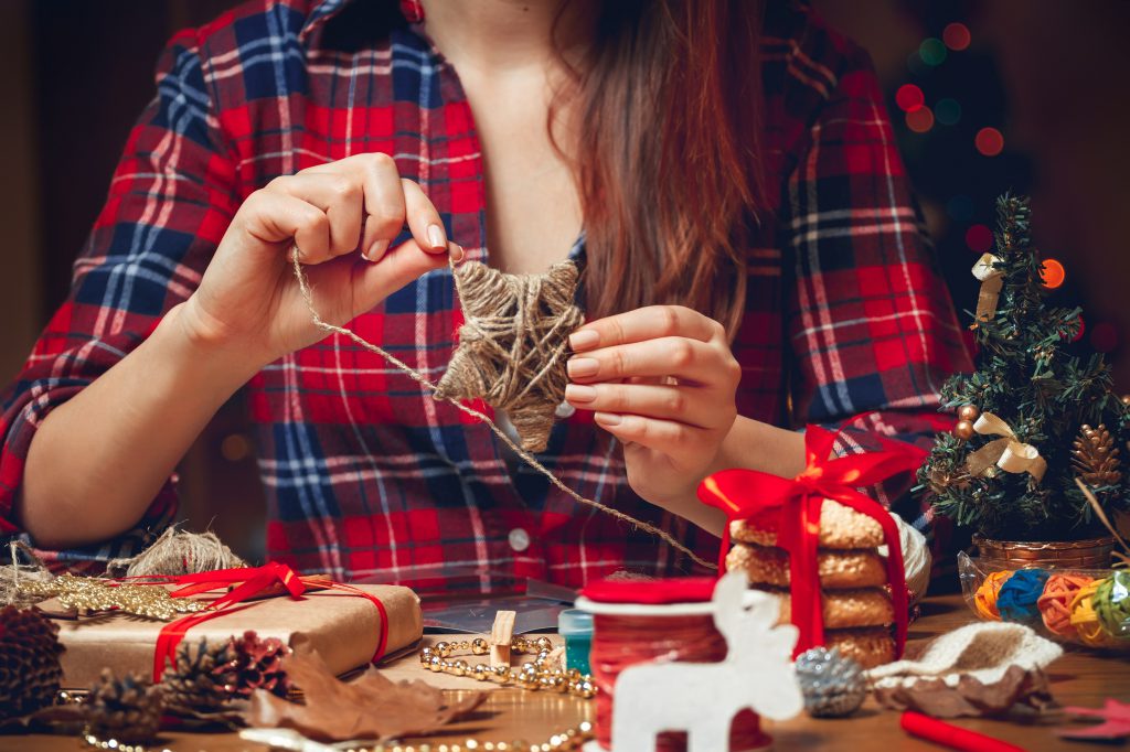 fazendo um enfeite de natal