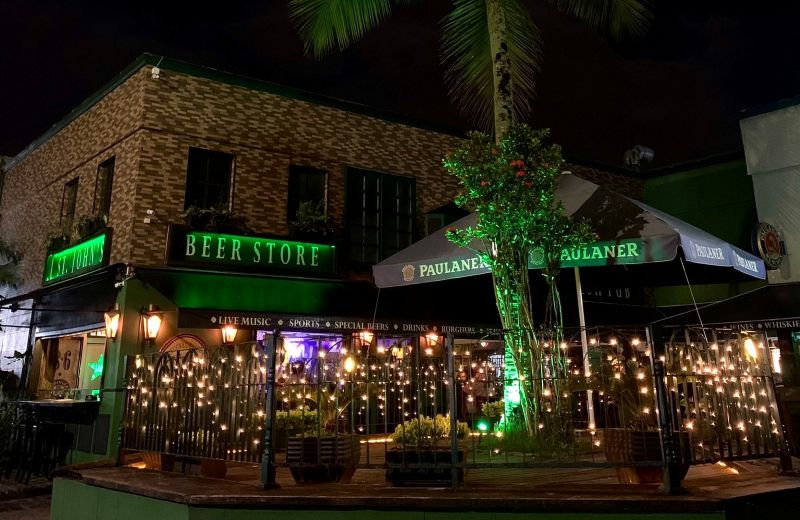 St. John’s beer store & pub Guarujá